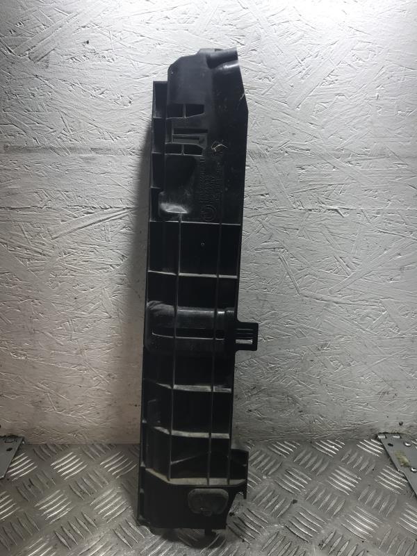 Support radiateur BMW SERIE 1 E87 PHASE 1 Diesel - 1