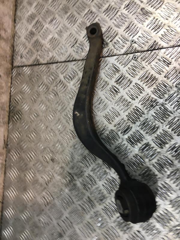 Braccio sospensione superiore anteriore sinistro BMW X5 E53  - 1