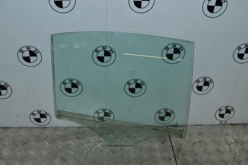 Vitre arriere droit BMW SERIE 3 E46 PHASE 2 Essence - 1