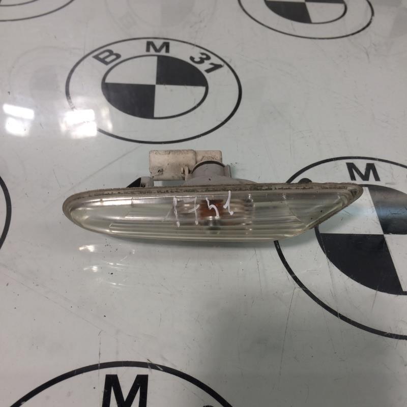 Ripetitore lampeggiante anteriore sinistro (Luci) BMW SERIE 1 E87 PHASE 1 Diésel - 1