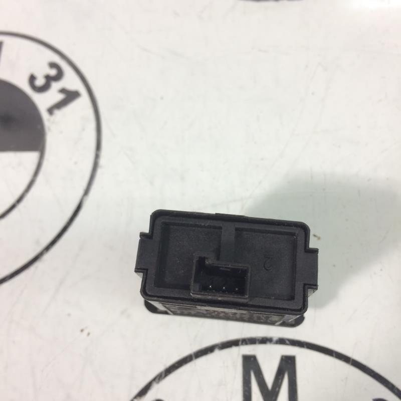 Bouton/Interrupteur MINI MINI 1 R50/R53 PHASE 1  - 1