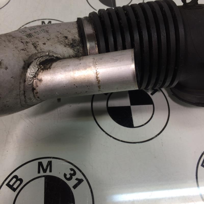 Conduite d'air BMW SERIE 5 E60 PHASE 1  - 1