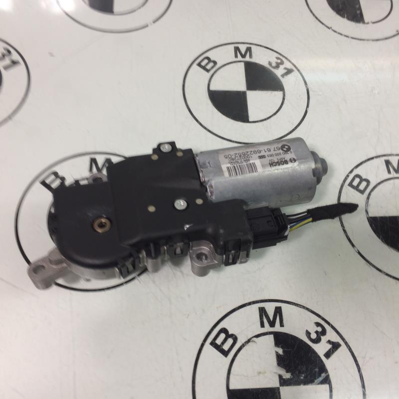 Moteur toit ouvrant BMW X3 E83 PHASE 2  - 1