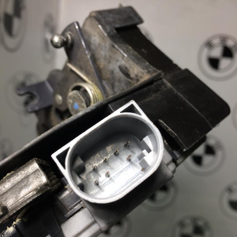 Serrure arriere gauche BMW X5 E53  - 1