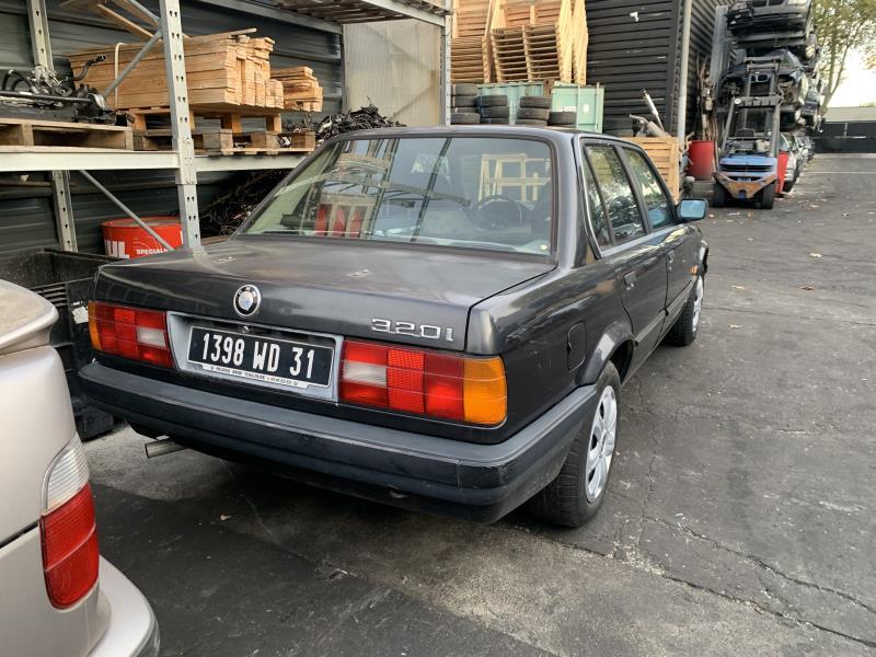 Serrure de coffre BMW SERIE 3 E30 Essence - 1