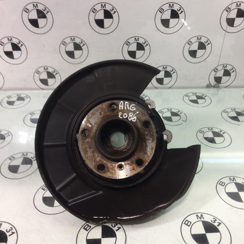 Fusee arriere gauche BMW X5 E53 Diesel - 1