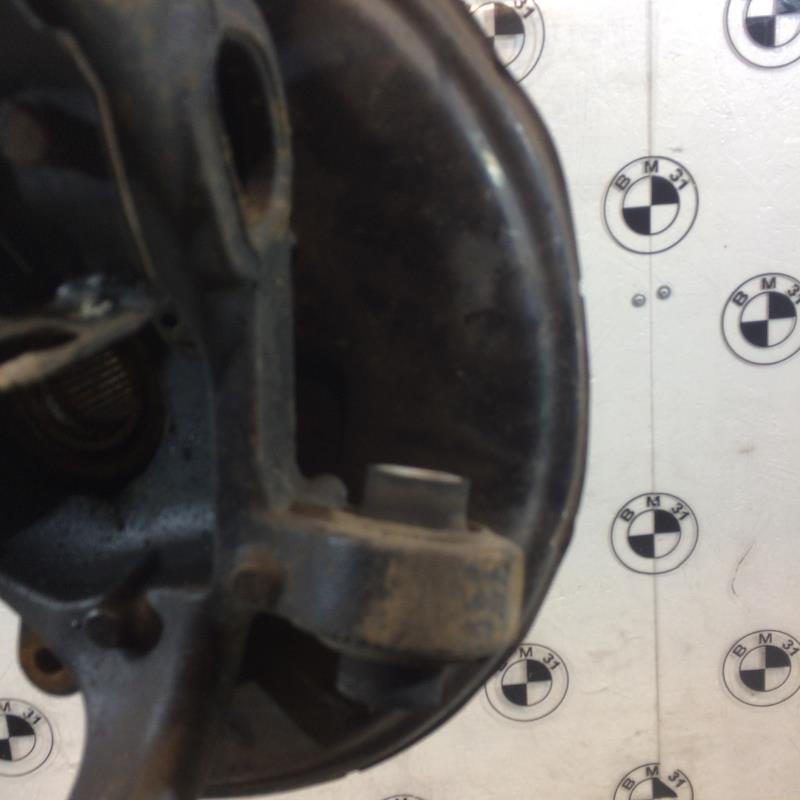 Fusee arriere gauche BMW X3 E83 PHASE 2  - 1