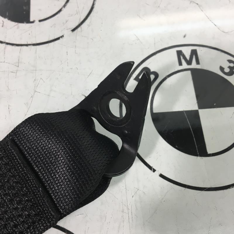 Attache ceinture arriere centrale BMW SERIE 3 E90 PHASE 1 Diesel - 1
