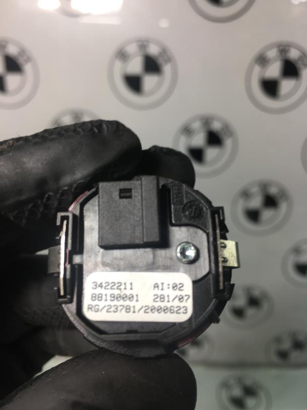Bouton de warning MINI MINI 2 R56 PHASE 1 Essence - 1