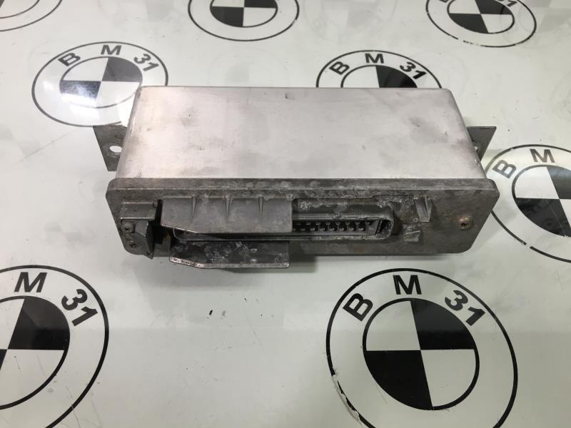 Calculateur BMW SERIE 7 E32  - 1