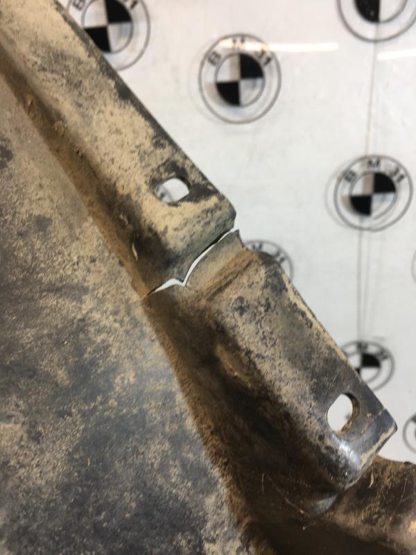 Pare boue avant gauche BMW SERIE 3 E30 Essence - 1