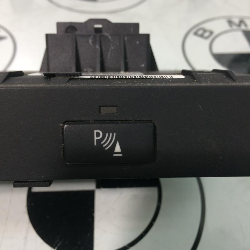 Bouton/Interrupteur BMW SERIE 6 E63 COUPE PHASE 1 Essence - 1