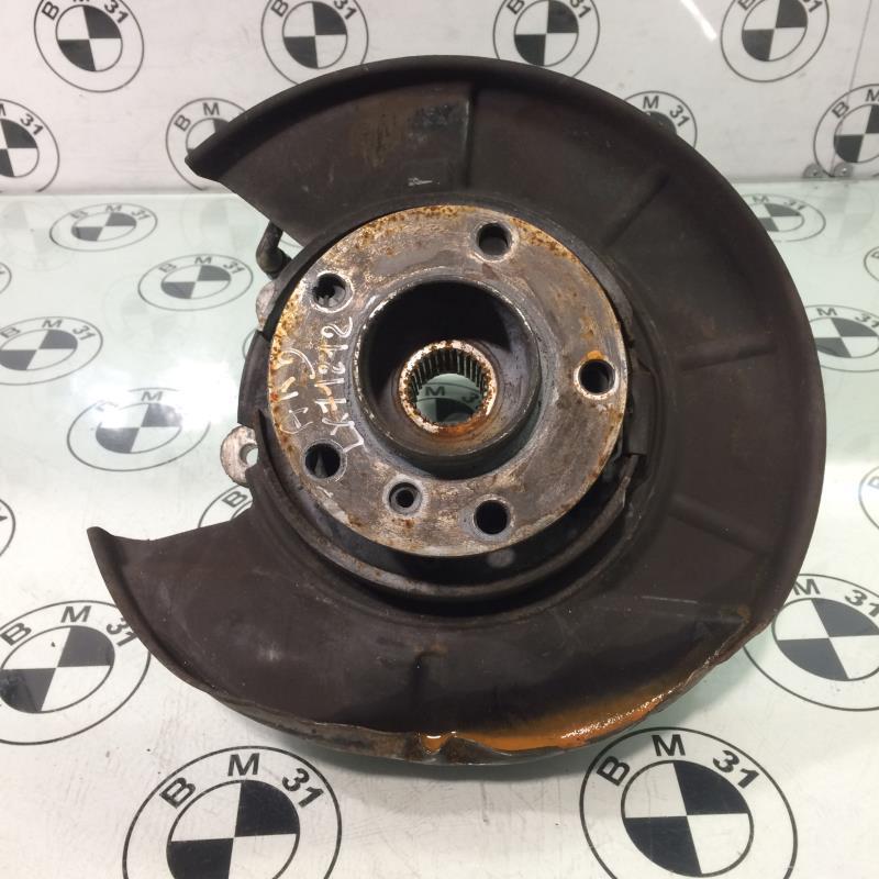 Fusee arriere droit BMW X5 E53  - 1