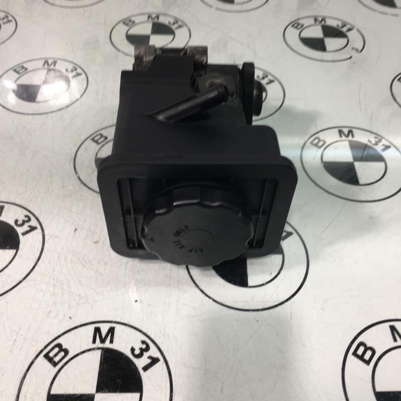 Pompe de direction BMW X3 E83 PHASE 2  - 1