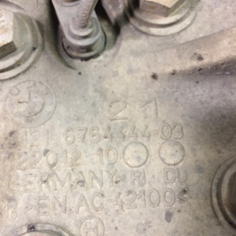 Fusee avant droit BMW SERIE 1 E87 PHASE 1 Diesel - 1