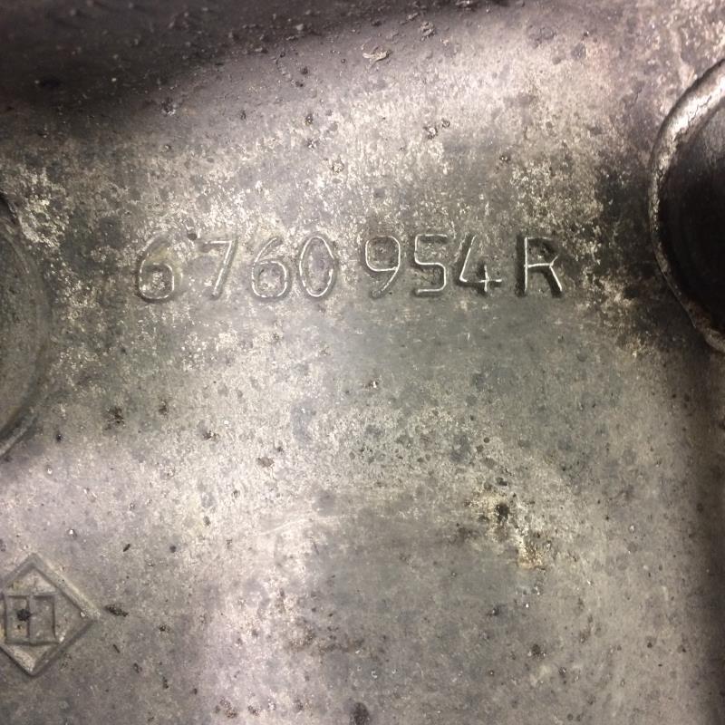Fusee avant droit BMW SERIE 5 E60 PHASE 1  - 1