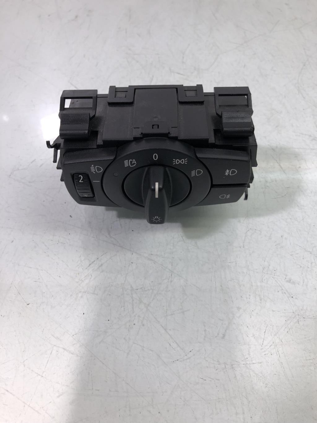 Commande de phare BMW SERIE 1 E81 Diesel - 1