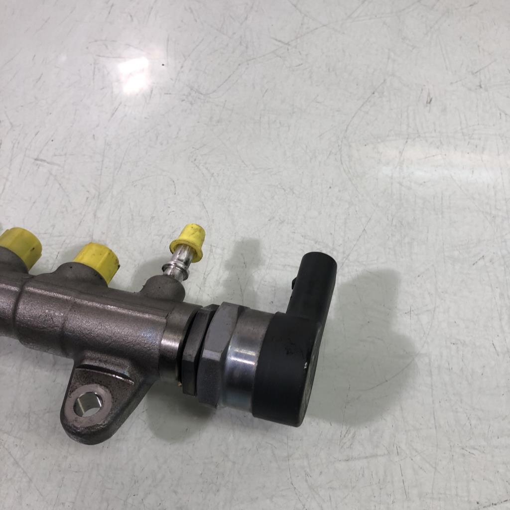 Rampe injection BMW SERIE 2 F45 ACTIVE TOURER PHASE 1 Diesel - 1