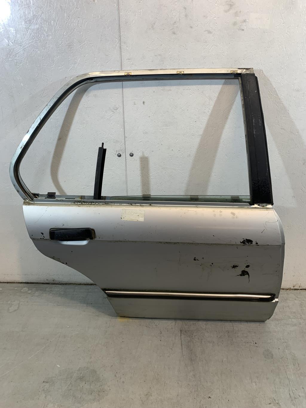 Portiera posteriore destra BMW SERIE 3 E30 Gasolina - 1