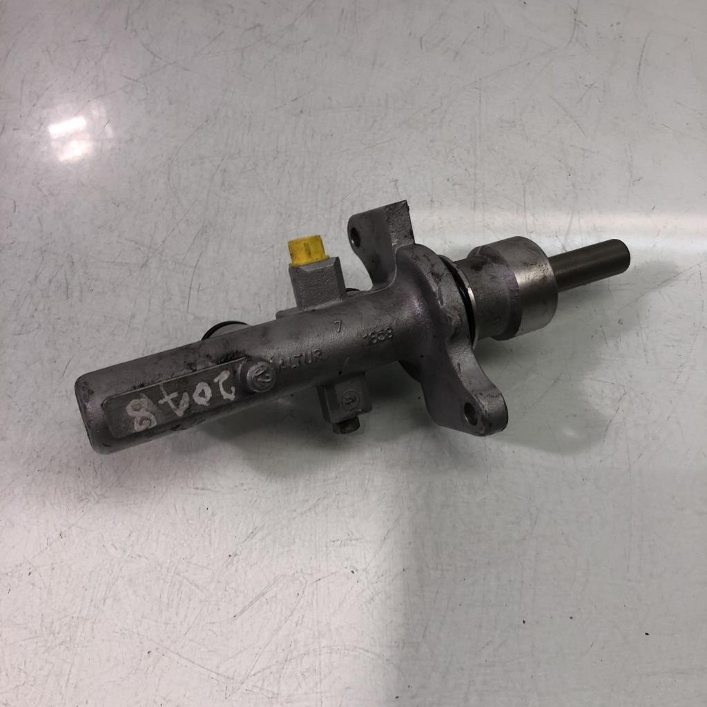 Cilindro maestro (freno) BMW SERIE 7 E38 Gasolina - 1