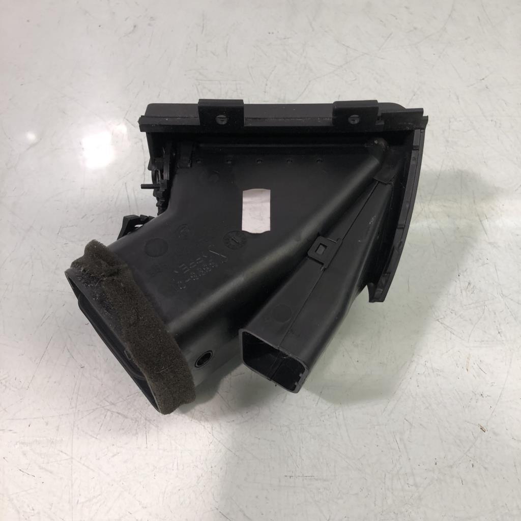 Bocchetta aerazione cruscotto anteriore destra BMW SERIE 3 E46 TOURING PHASE 2 BREAK Diésel - 1