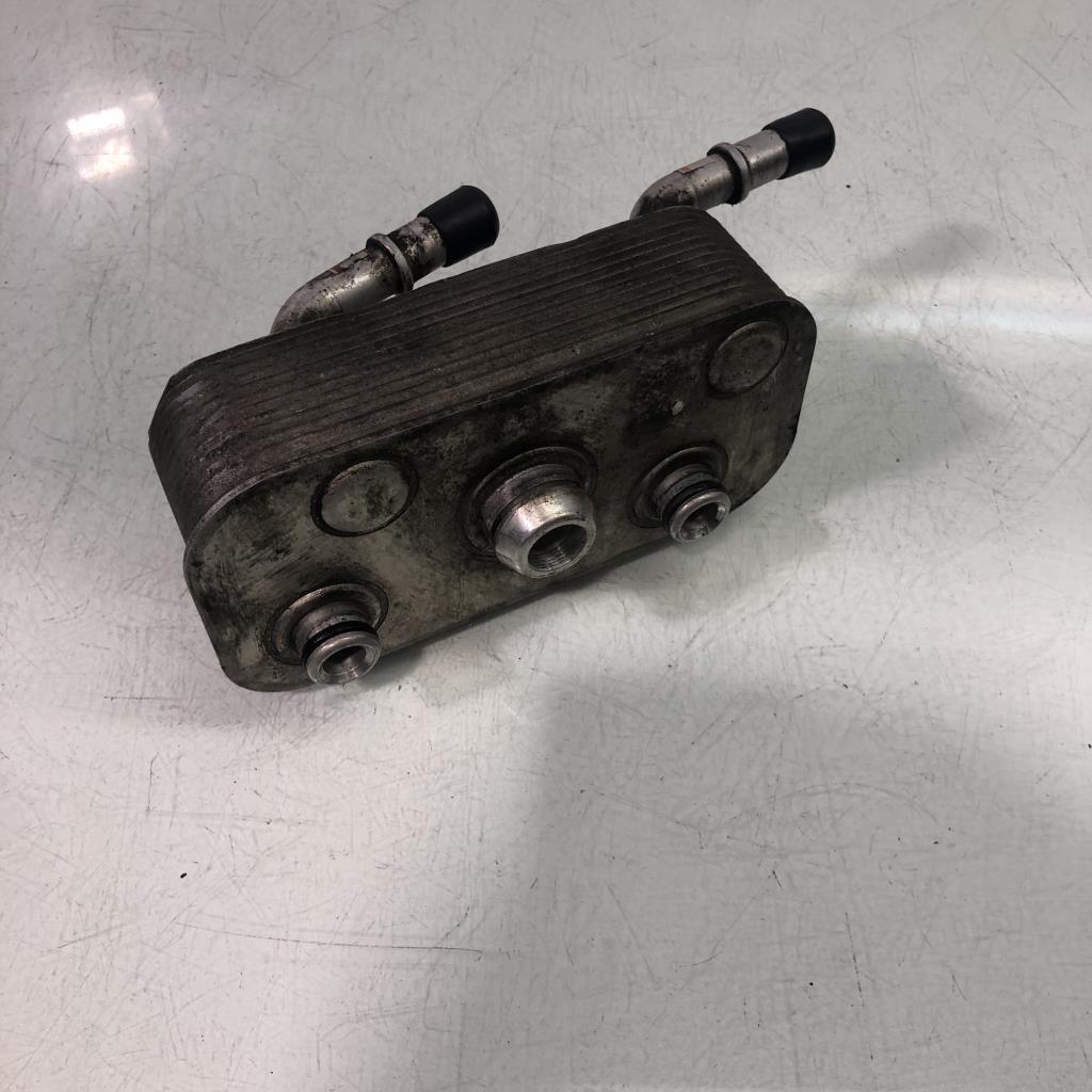 Radiatore olio BMW SERIE 3 E46 TOURING PHASE 2 BREAK Diésel - 1