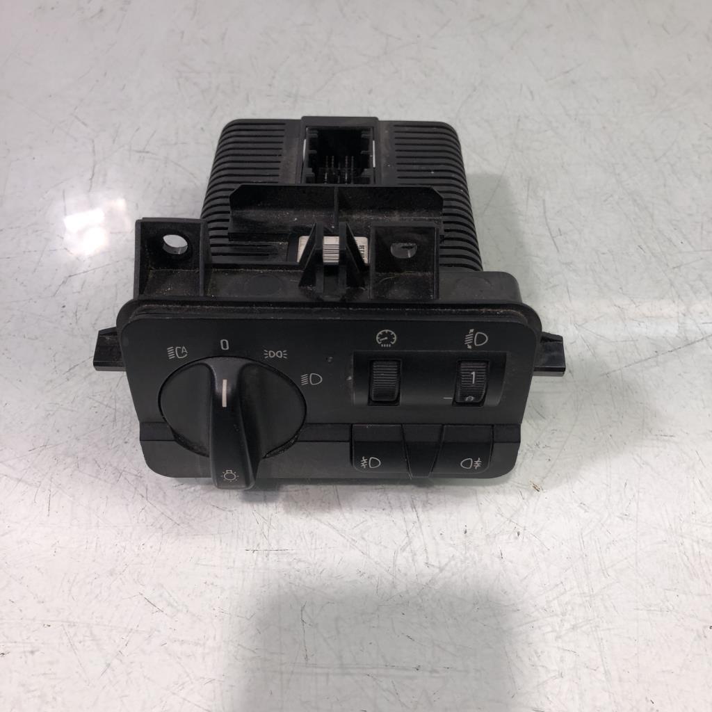 Commande de phare BMW SERIE 3 E46 COMPACT PHASE 1 Diesel - 1