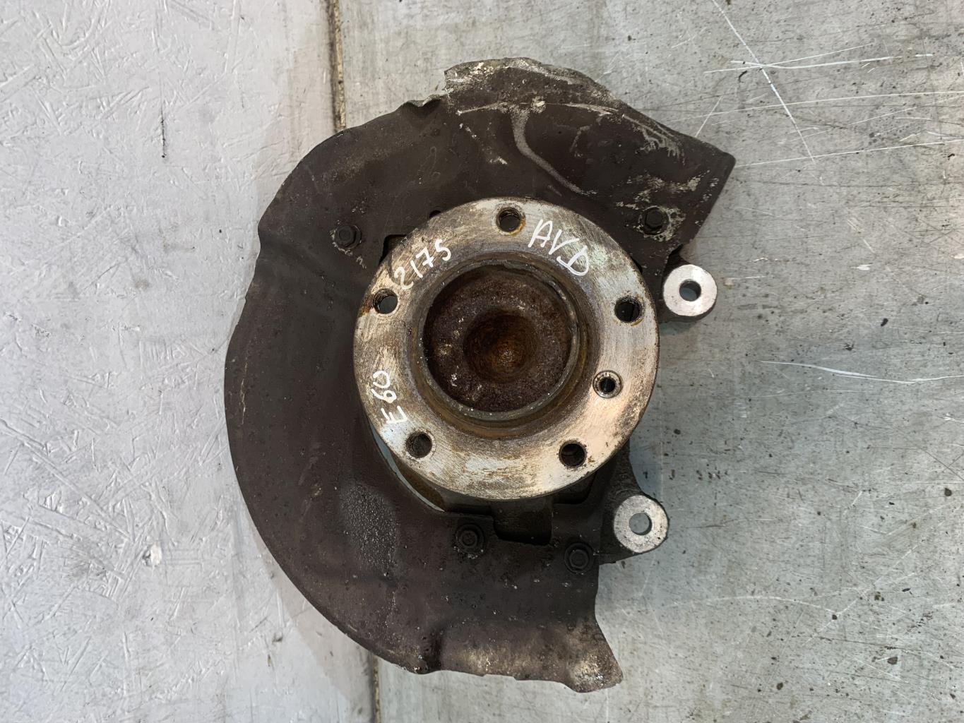 Fusee avant droit BMW SERIE 5 E60 PHASE 2 Diesel - 1