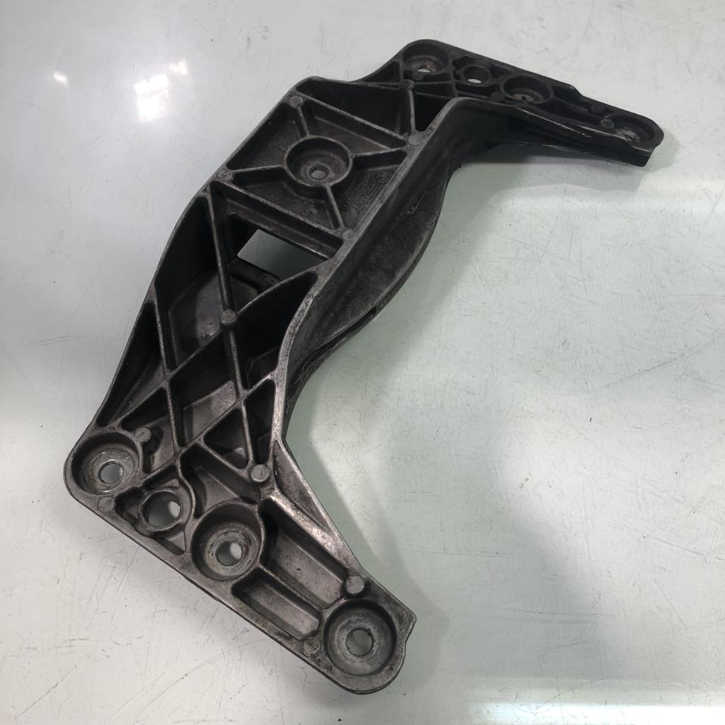 Support de boite BMW SERIE 5 E60 PHASE 2 Diesel - 1