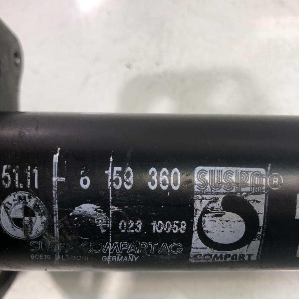 Assorbitore paraurti anteriore BMW SERIE 5 E39 TOURING PHASE 1 BREAK Diésel - 1