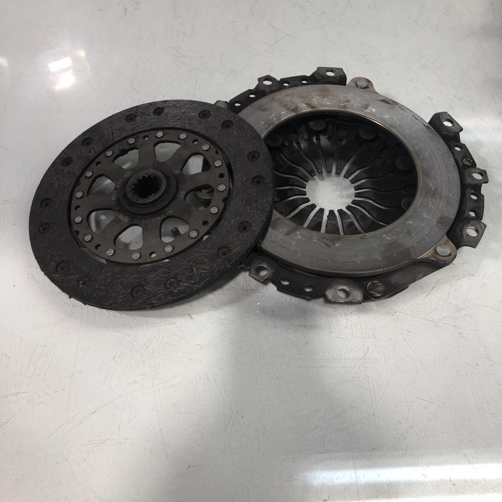 Embrayage MINI MINI 1 R50/R53 PHASE 2 Essence - 1