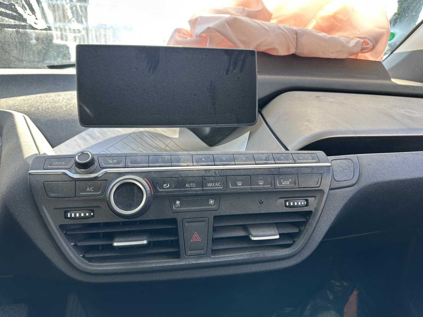 Bouton de warning BMW I3 PHASE 2 Electricité - 1