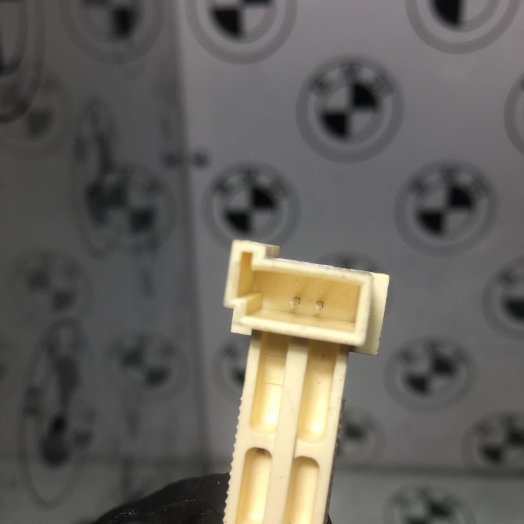 Contattore luce stop BMW SERIE 1 F20 PHASE 2 Diésel - 1