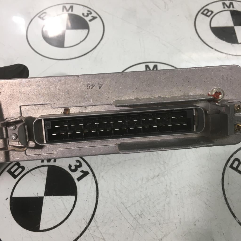 Calculateur BMW SERIE 7 E32 Essence - 1