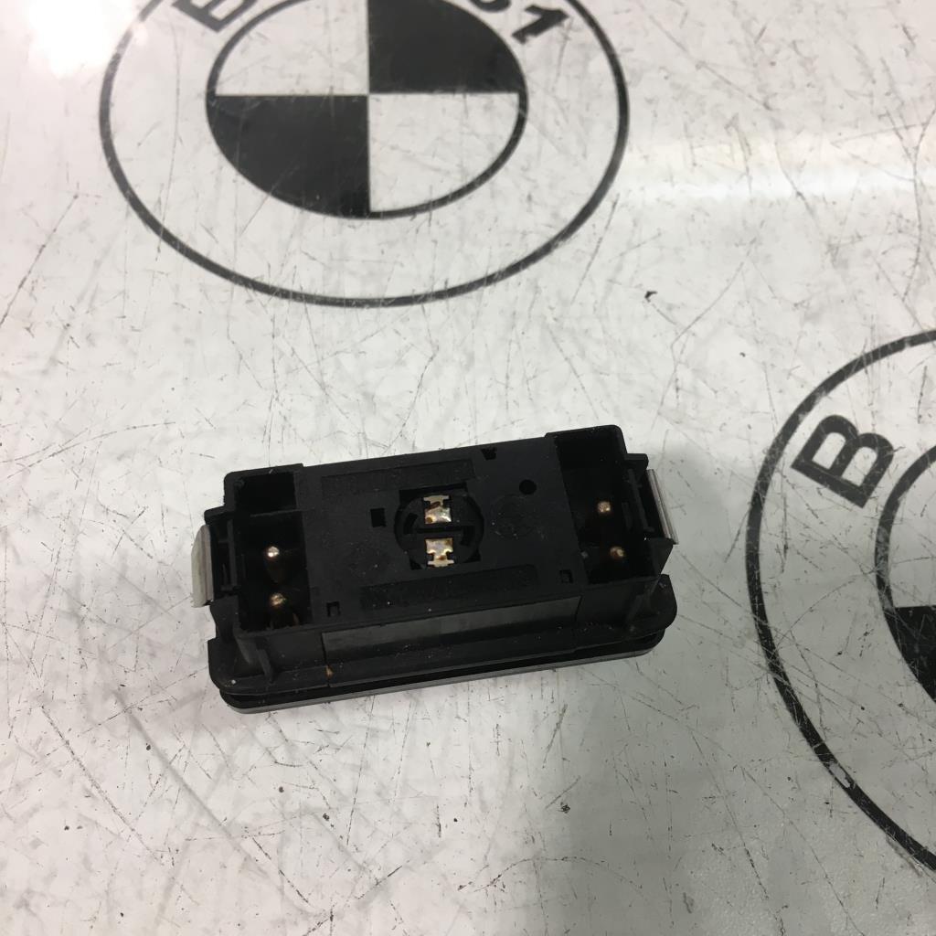 Bouton de warning BMW SERIE 3 E36 Diesel - 1