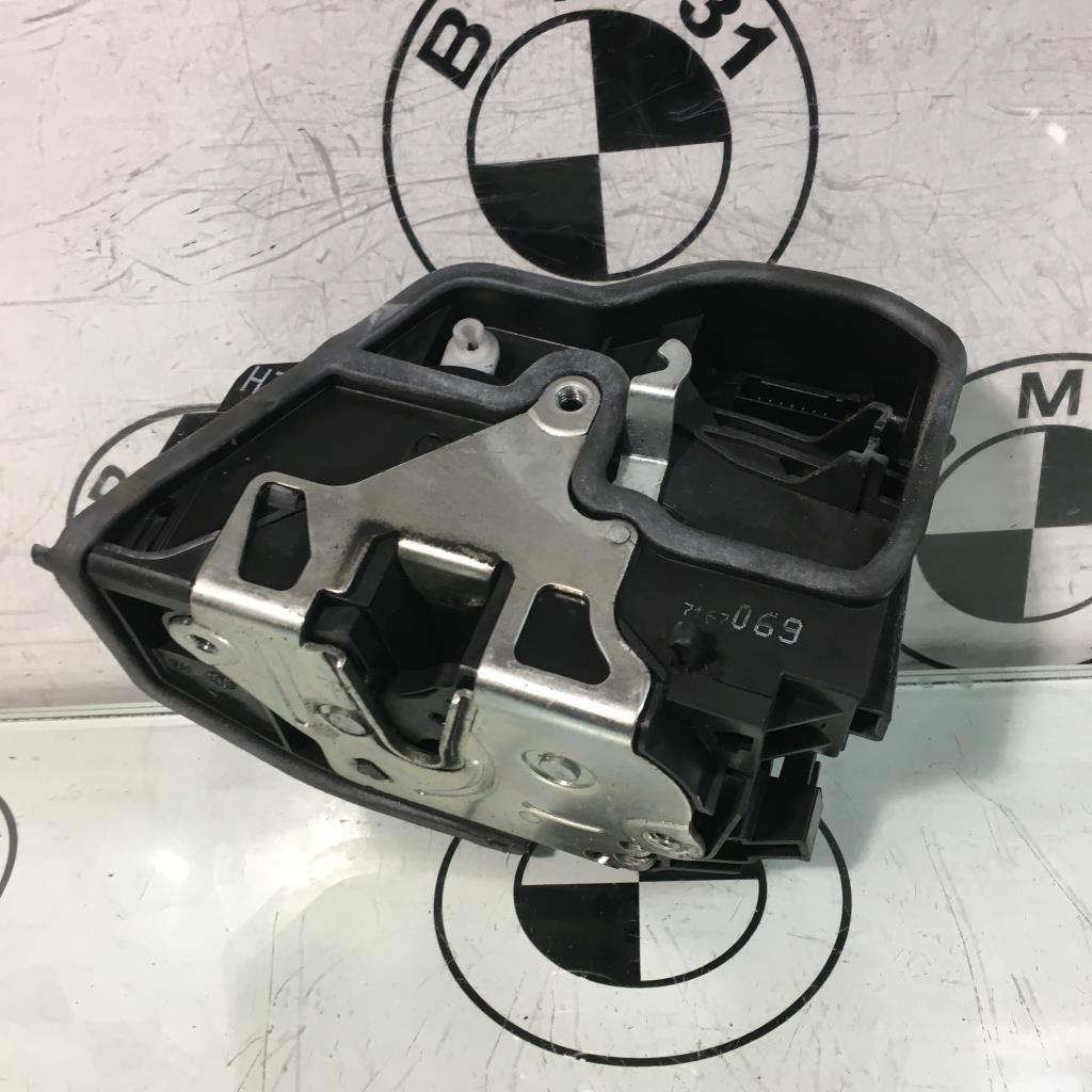 Serrure arriere gauche BMW X3 E83 PHASE 1 Diesel - 1