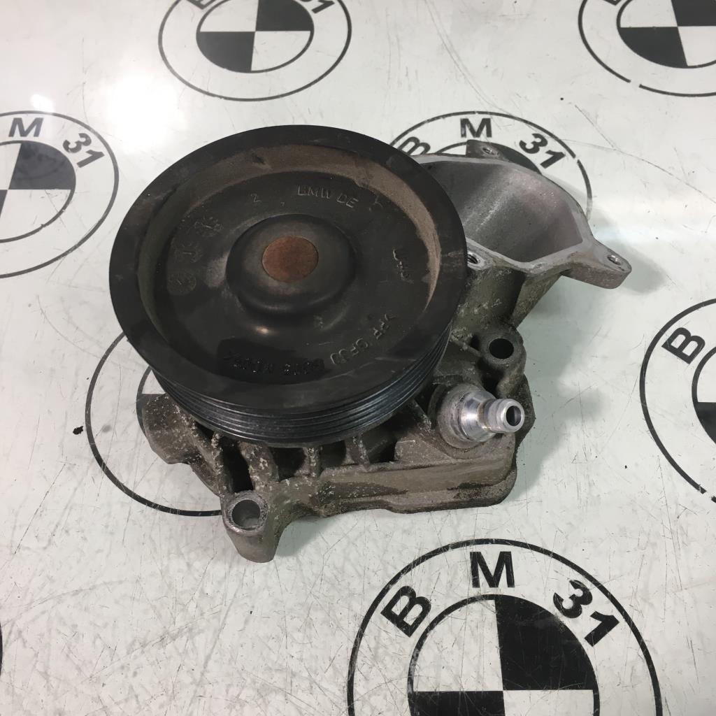 Pompe à eau BMW X3 E83 PHASE 2  - 1