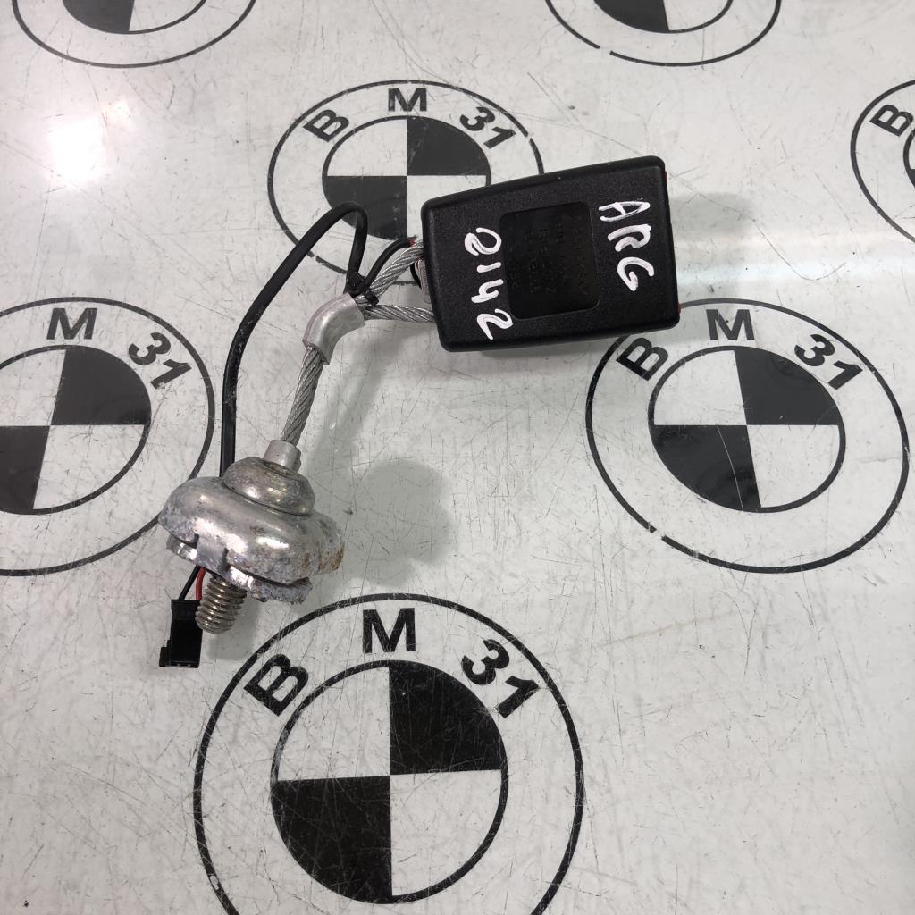 Aggancio cintura sicurezza posteriore sinistro BMW SERIE 5 F11 TOURING PHASE 1 BREAK Diésel - 1