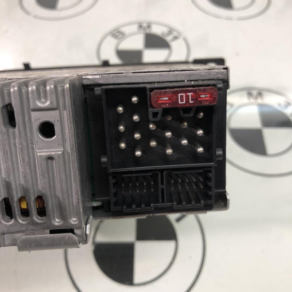 Autoradio originale BMW SERIE 3 E46 TOURING PHASE 1 BREAK Diésel - 1