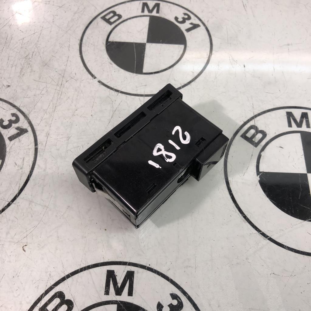 Bouton de warning BMW SERIE 3 E46 COUPE PHASE 2 Diesel - 1