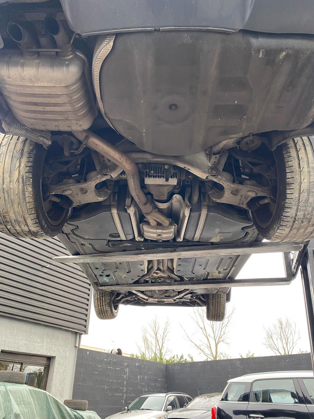 Fusee arriere gauche BMW SERIE 7 E65 PHASE 2 Diesel - 1