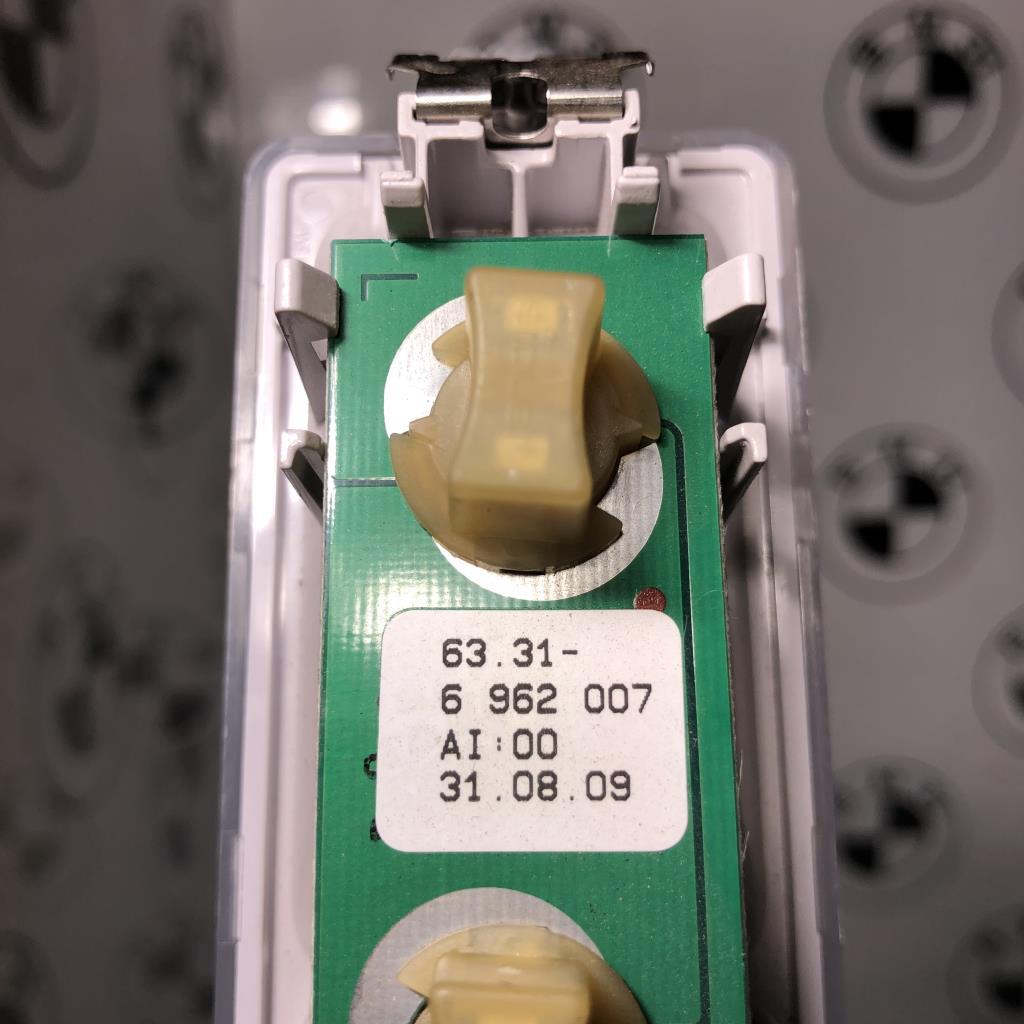 Eclairage de plafonnier BMW SERIE 5 E61 TOURING PHASE 2 BREAK Diesel - 1