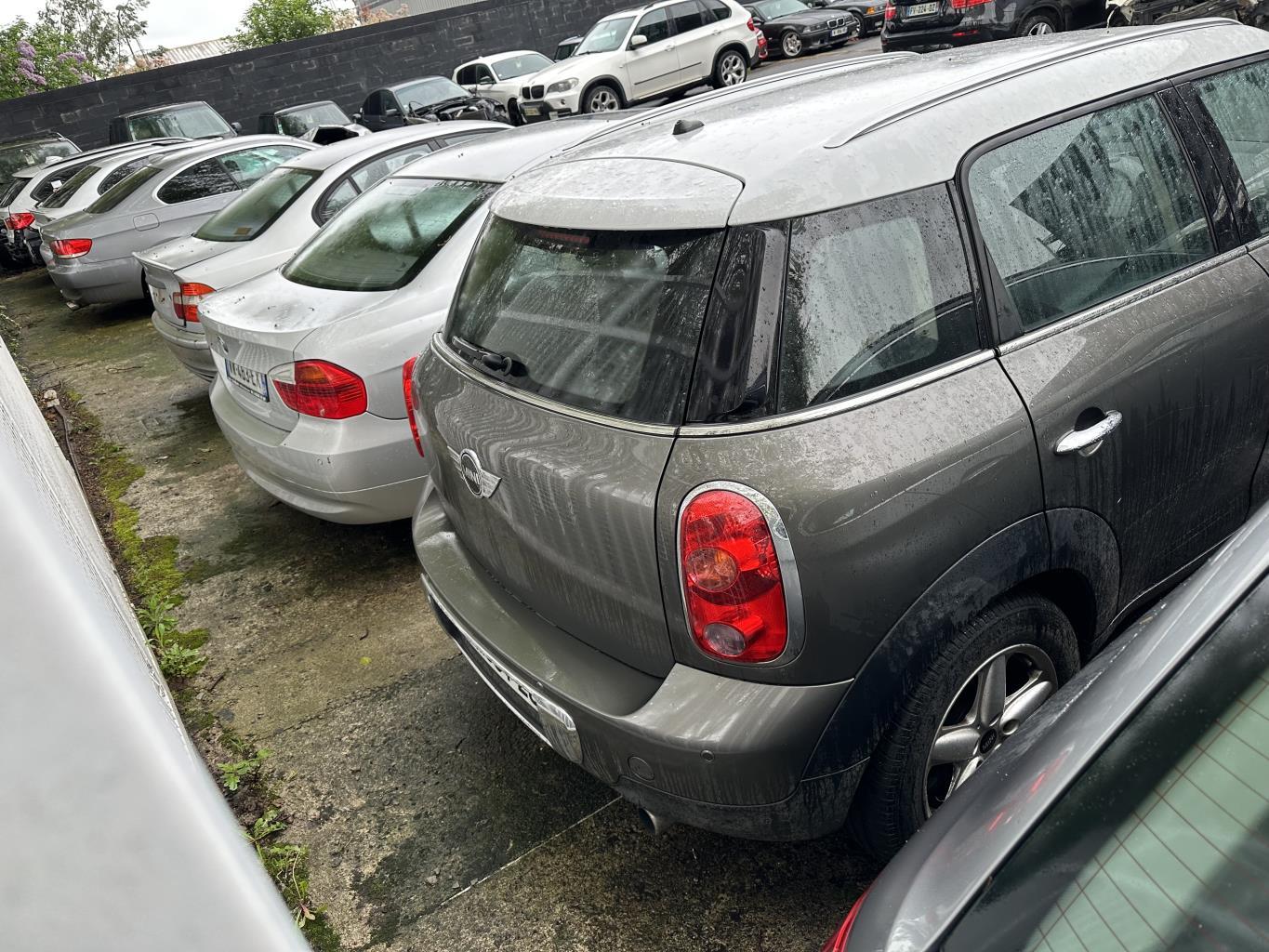 Fusee arriere droit MINI MINI 2 R60 COUNTRYMAN BREAK Diesel - 1