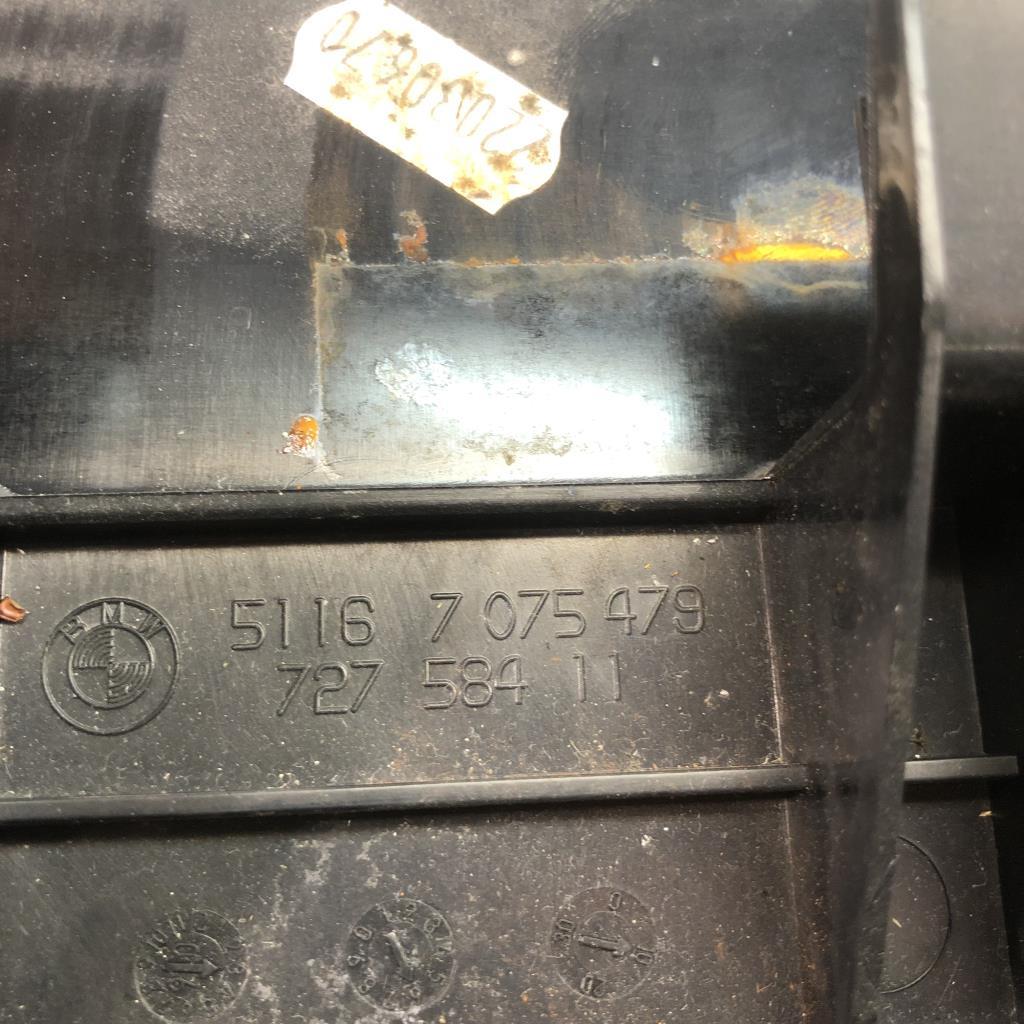 Boite a gants BMW SERIE 3 E90 PHASE 1 Diesel - 1