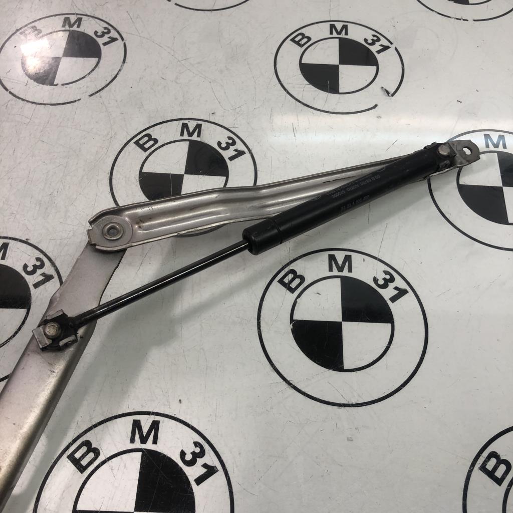 Charniere de capot BMW SERIE 7 E32  - 1