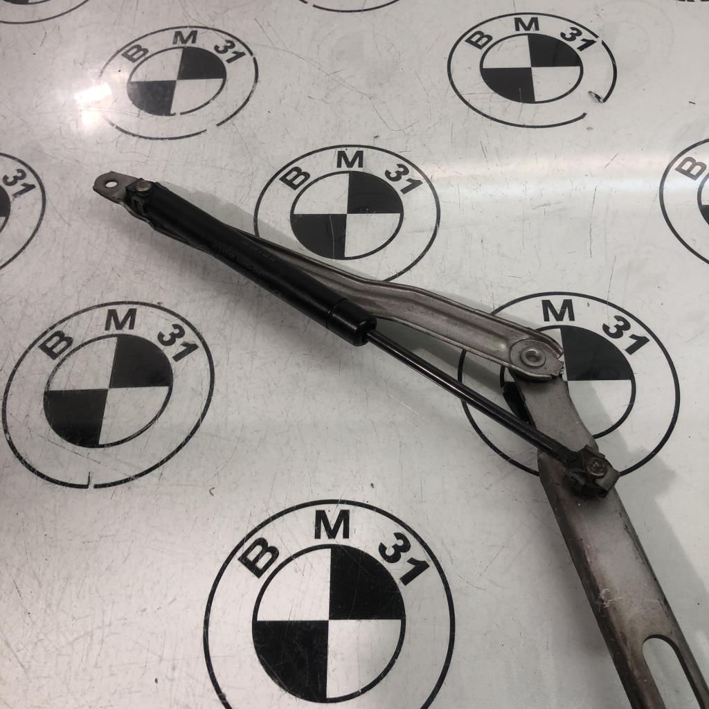 Charniere de capot BMW SERIE 7 E32  - 1