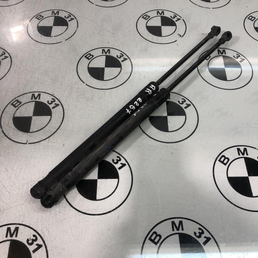Verin de coffre BMW SERIE 1 E87 PHASE 2 Diesel - 1