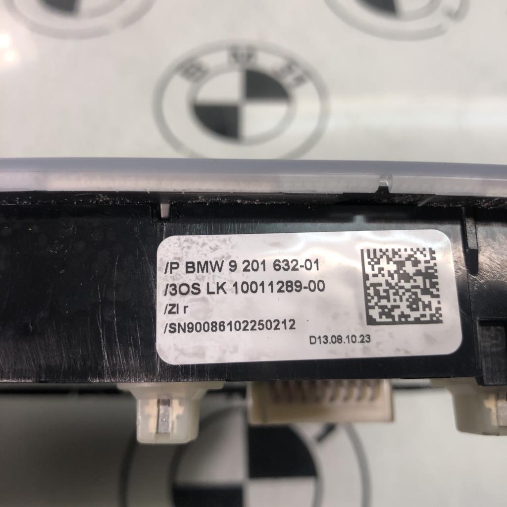 Eclairage de plafonnier BMW SERIE 3 E90 PHASE 2 Diesel - 1
