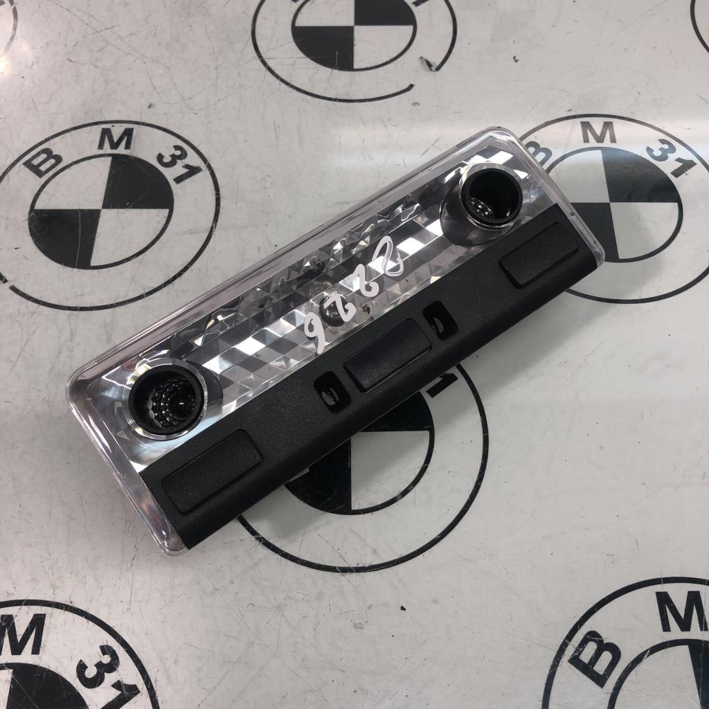 Eclairage de plafonnier BMW X3 E83 PHASE 2 Diesel - 1