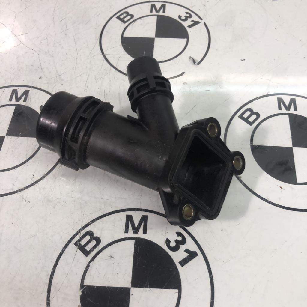 Boitier eau BMW SERIE 3 E90 PHASE 1  - 1